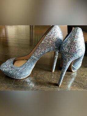 Qupid Blue Holographic Glitter Peep Toe Platform Pumps | Size 6.5 | 5” Heels